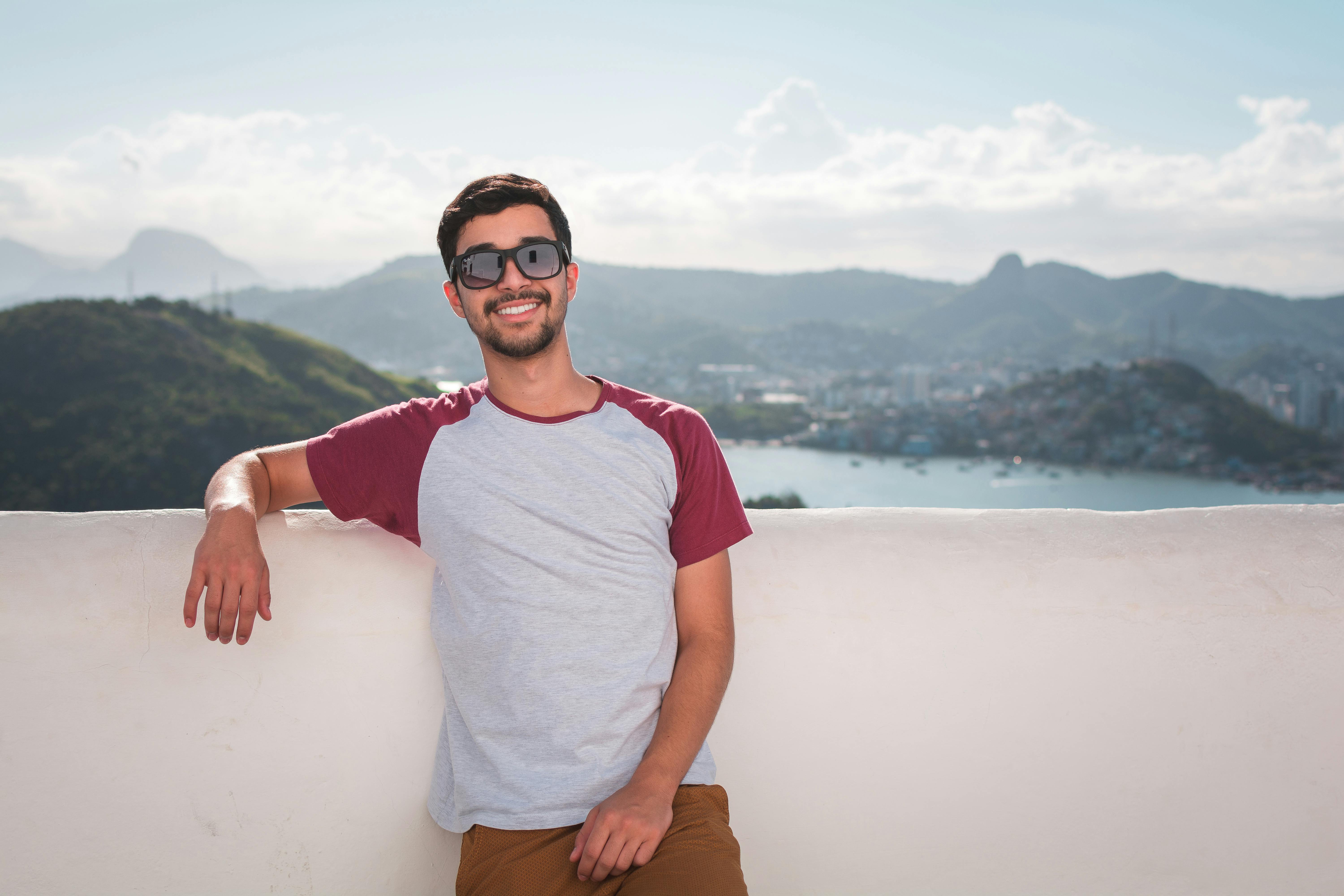 files/pexels-danxavier-1121796.jpg